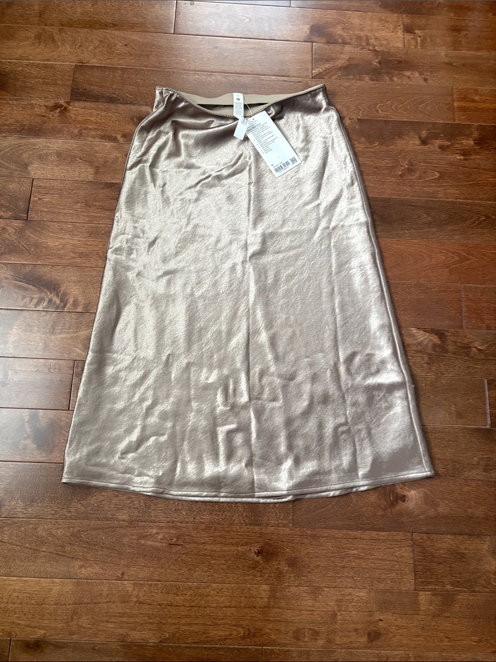 NWT Lululemon Beige Satin Midi Skirt- Size M - Picture 9 of 11